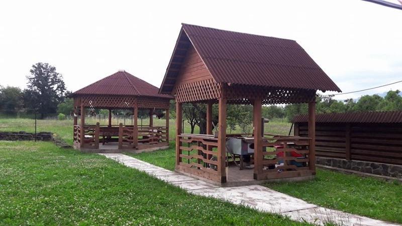 Pensiune Restaurant La Pogace Sapinta Luaran gambar
