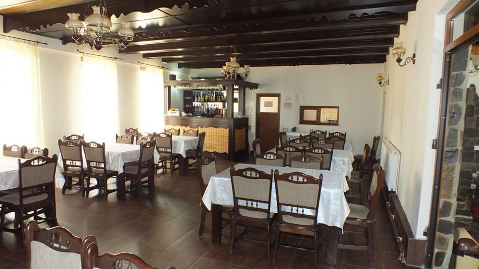 Pensiune Restaurant La Pogace Sapinta Luaran gambar