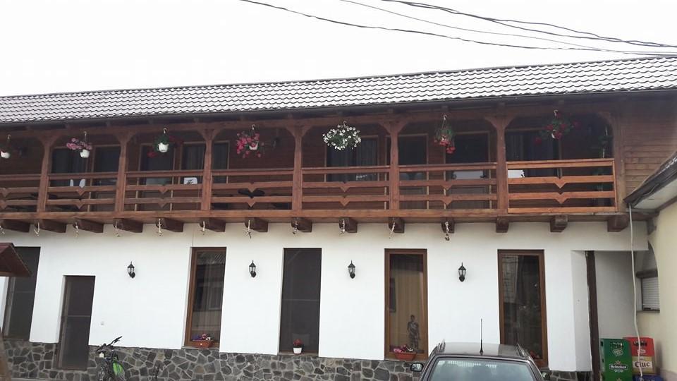 Pensiune Restaurant La Pogace Sapinta Luaran gambar
